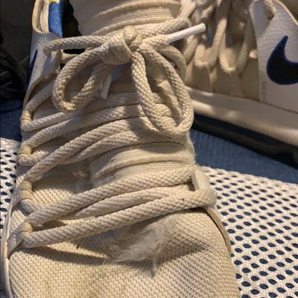 Shoes - Picture 2 of 2